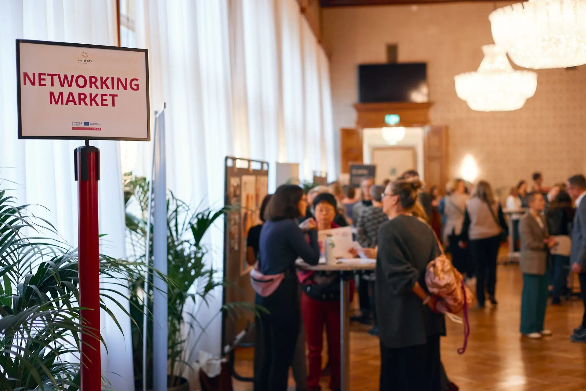Networking Market - International Forum against Loneliness: Strategies and Solutions for Young People's Health